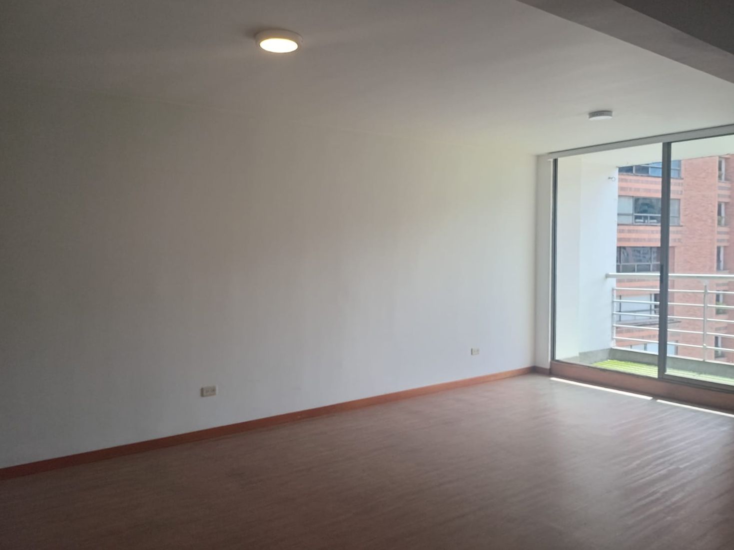 Apartamento en arriendo Antioquia Medellín La Aguacatala 94 m2 Habitaciones 3 Baños 2 Garajes 1 Precio $4350000