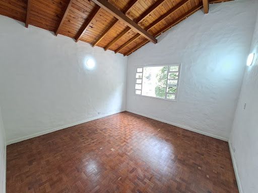 Casa en arriendo Antioquia Medellín El Diamante No2 350 m2 Habitaciones 5 Baños 6 Garajes 4 Precio $19900000