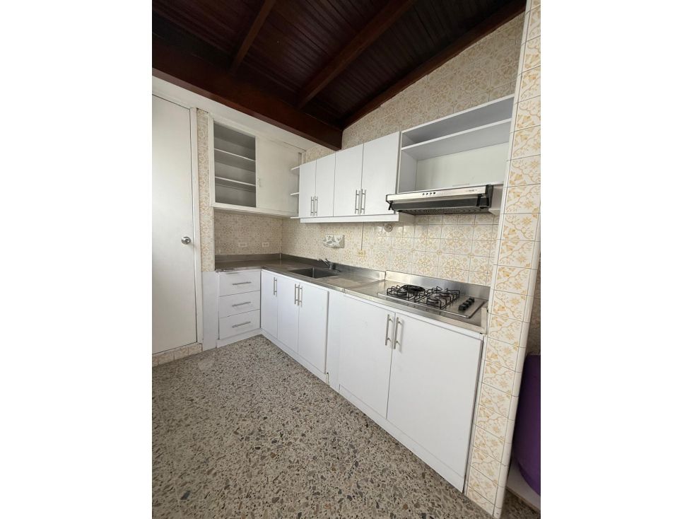 Casa en arriendo Antioquia Medellín Simon Bolivar 135 m2 Habitaciones 4 Baños 3 Garajes 0 Precio $3000000