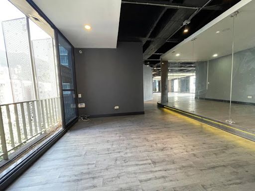 Oficina en arriendo Antioquia Medellín Las Lomas No2 240 m2 Habitaciones 0 Baños 1 Garajes 5 Precio $19500000