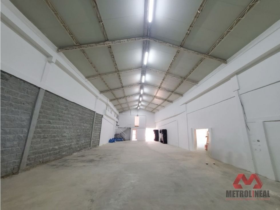 Bodega en arriendo Bolívar Cartagena El Bosque 396 m2 Habitaciones 0 Baños 3 Garajes 1 Precio $10000000