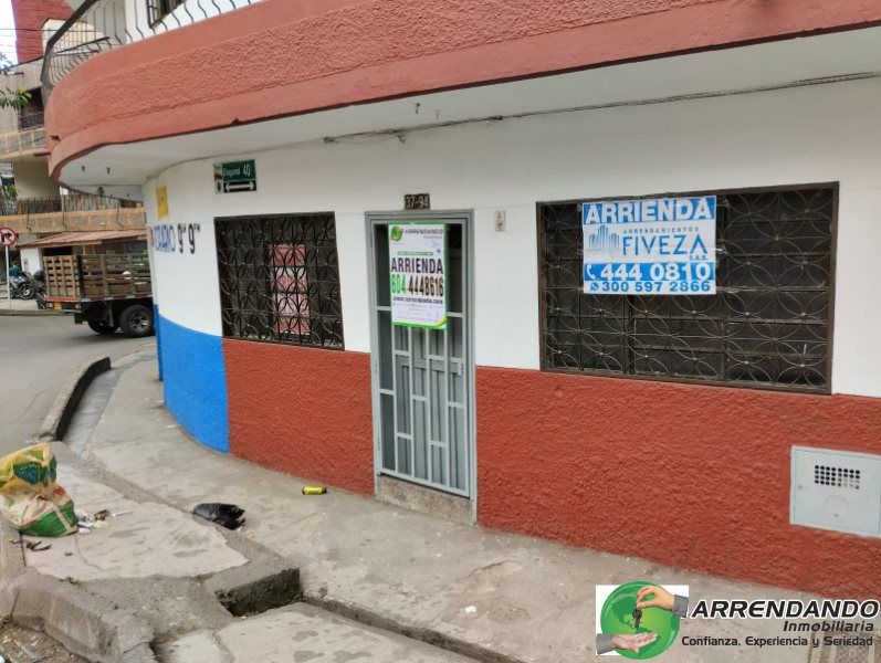 Casa en arriendo Antioquia Itagüí San José 85 m2 Habitaciones 3 Baños 1 Garajes 0 Precio $1600000