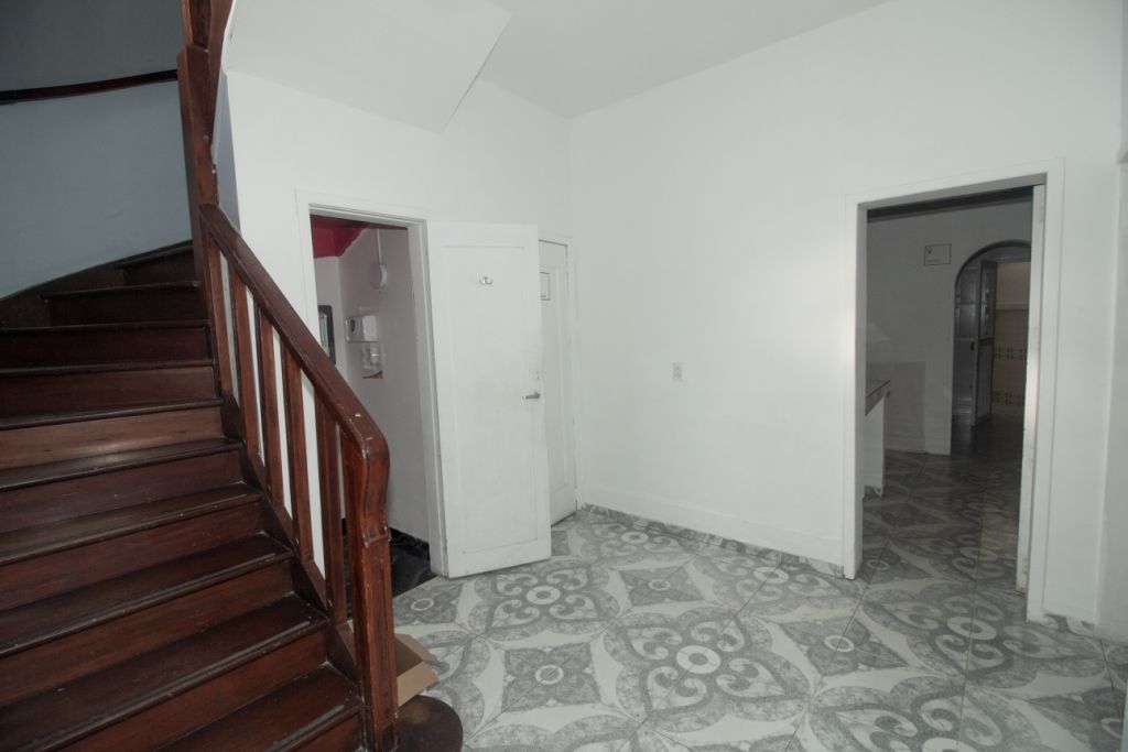 Casa en venta Cundinamarca Bogotá Sagrado Corazon 246 m2 Habitaciones 6 Baños 2 Garajes 2 Precio $800000000