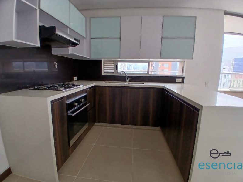Apartamento en arriendo Antioquia Medellín Simesa 113 m2 Habitaciones 3 Baños 3 Garajes 0 Precio $5800000