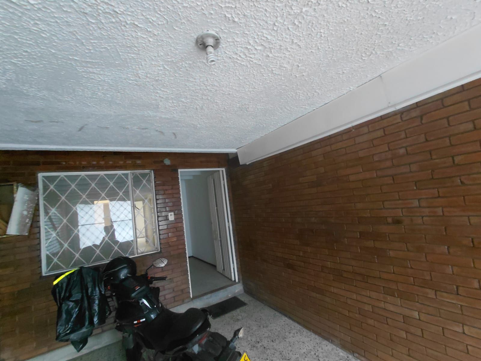 Casa en venta Cundinamarca Bogotá Florida Blanca 76 m2 Habitaciones 3 Baños 2 Garajes 1 Precio $350000000