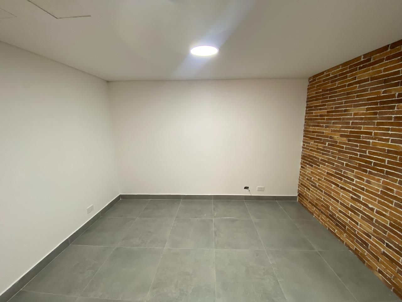 Oficina en venta Antioquia Medellín Alejandria 45 m2 Habitaciones 0 Baños 1 Garajes 1 Precio $510000000