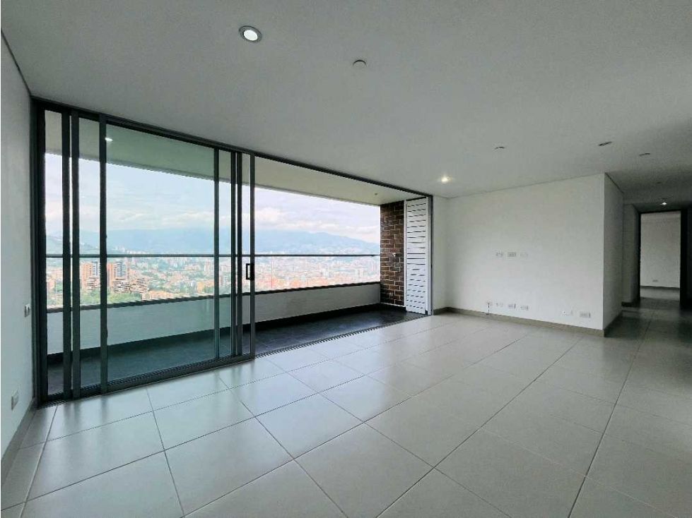 Apartamento en arriendo Antioquia Envigado La Inmaculada 160 m2 Habitaciones 3 Baños 4 Garajes 2 Precio $7500000