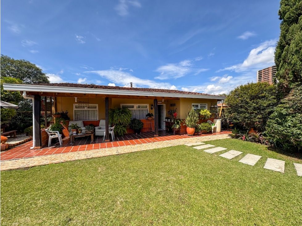 Casa en venta Antioquia Rionegro Rionegro 337 m2 Habitaciones 3 Baños 2 Garajes 3 Precio $1600000000