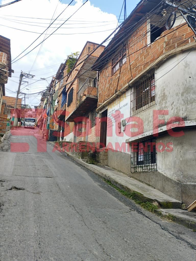 Apartamento en arriendo Antioquia Medellín El Socorro 20 m2 Habitaciones 1 Baños 1 Garajes 0 Precio $500000