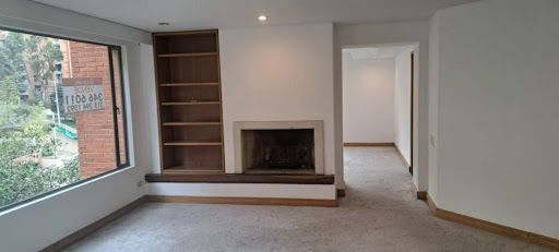 Apartamento en venta Cundinamarca Bogotá Los Rosales 230 m2 Habitaciones 3 Baños 4 Garajes 4 Precio $1550000000