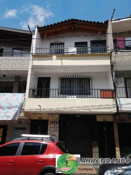 Casa en arriendo Antioquia Itagüí Centro 70 m2 Habitaciones 3 Baños 1 Garajes 0 Precio $1600000