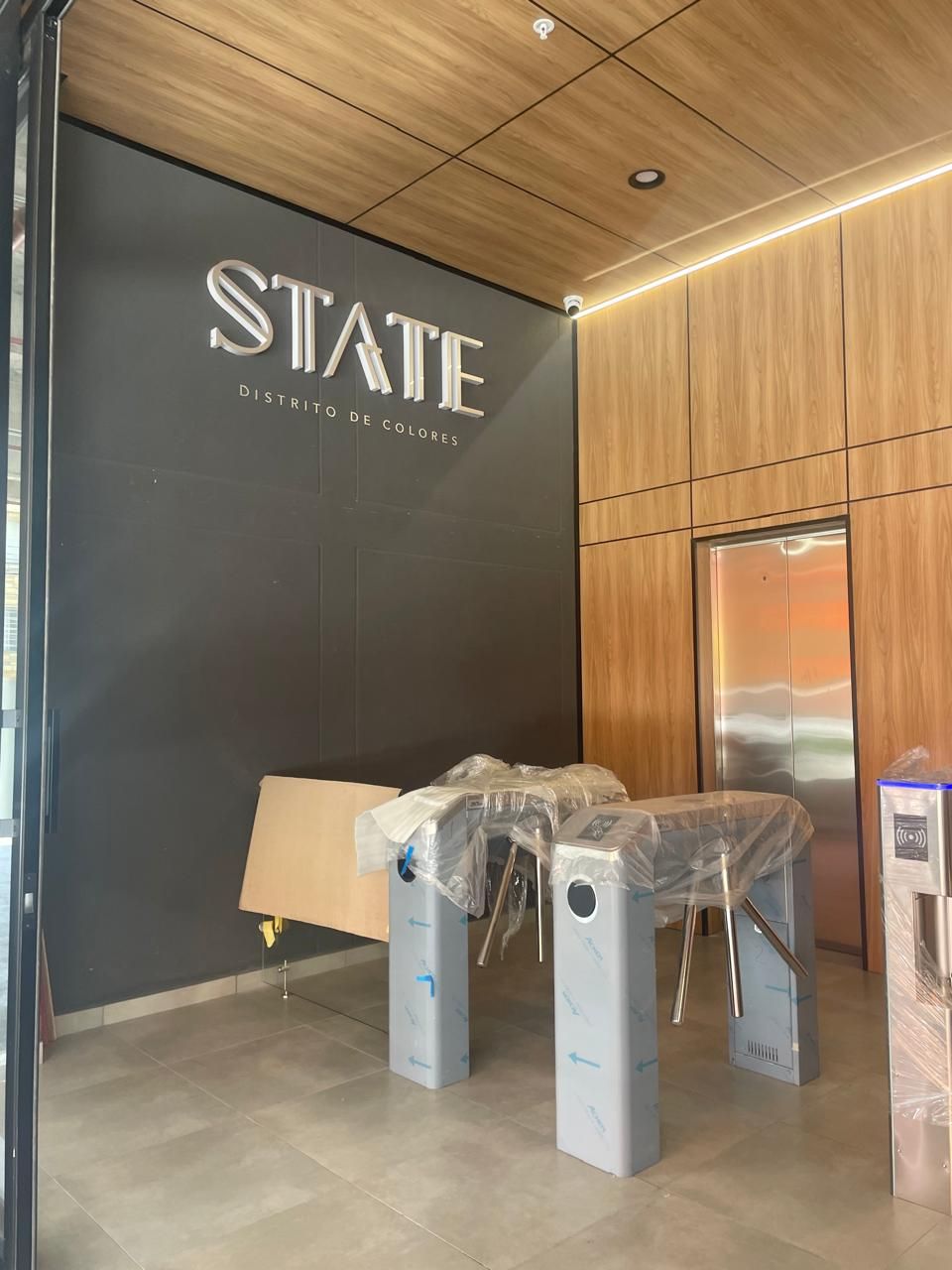 Oficina en arriendo Antioquia Medellín Cuarta Brigada 9 m2 Habitaciones 0 Baños 0 Garajes 0 Precio $1500000