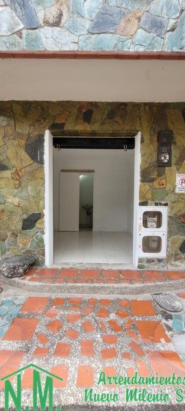 Local en arriendo Antioquia Envigado Alcalá 12 m2 Habitaciones 0 Baños 1 Garajes 0 Precio $1250000