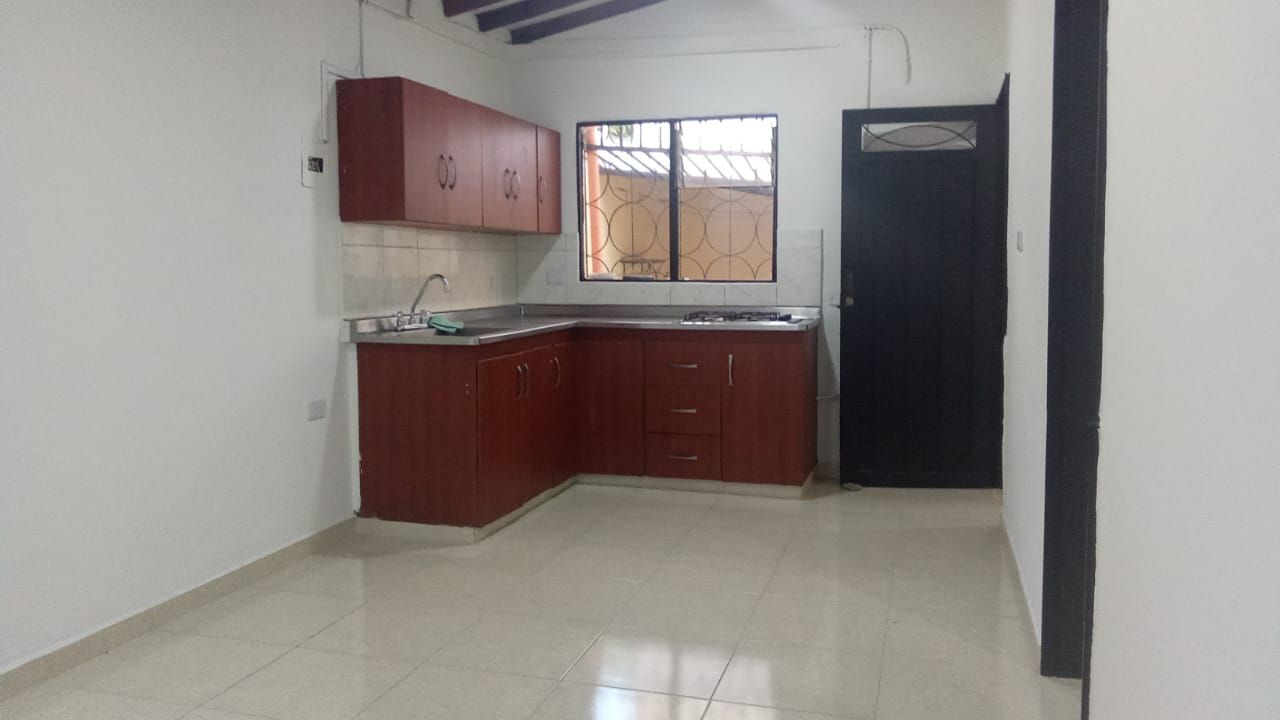 Casa en venta Antioquia Medellín Granada 106 m2 Habitaciones 4 Baños 2 Garajes 0 Precio $395000000