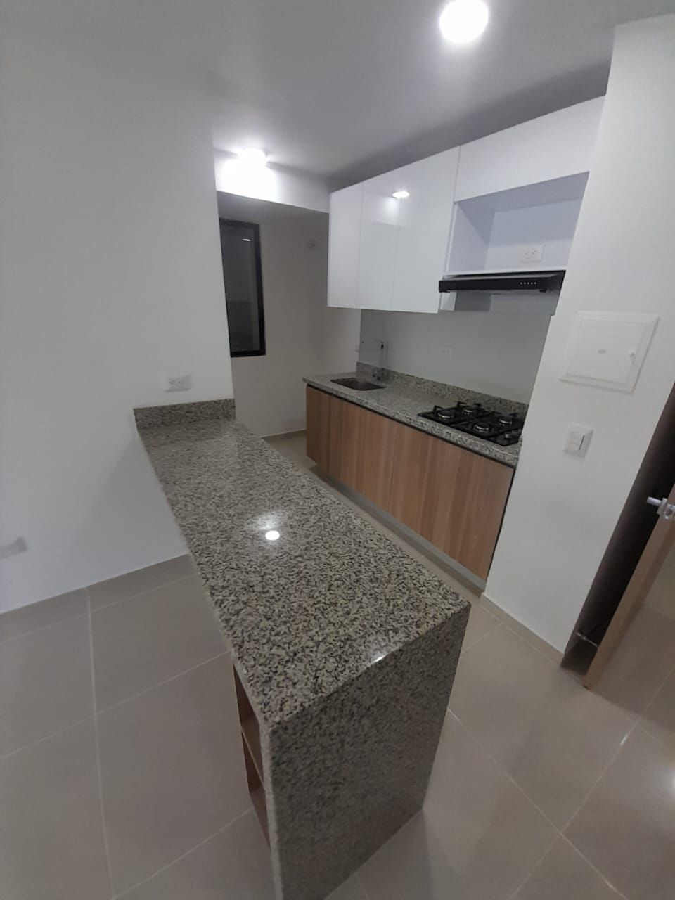Apartamento en arriendo Santander Floridablanca Condomino Altos Del Campestre 70 m2 Habitaciones 3 Baños 2 Garajes 1 Precio $2300000