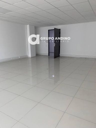 Oficina en arriendo Santander Bucaramanga Sotomayor 76 m2 Habitaciones 0 Baños 1 Garajes 1 Precio $5797625