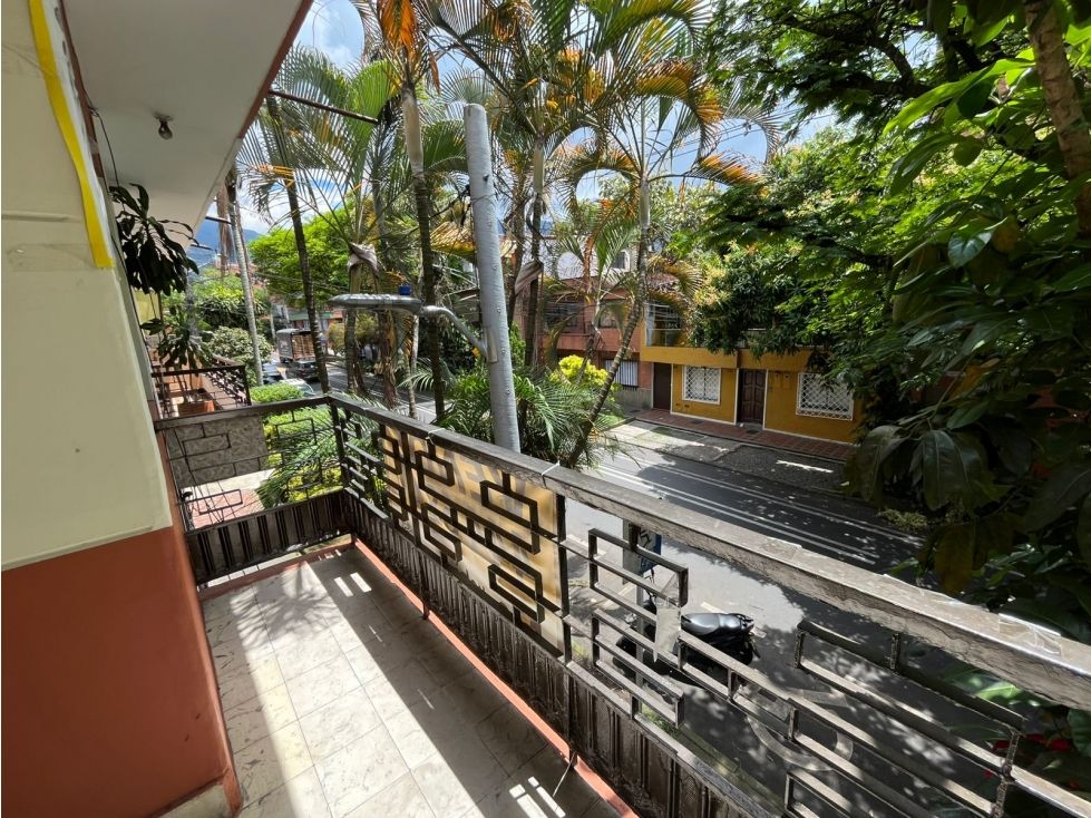 Casa en arriendo Antioquia Envigado Bucarest 166 m2 Habitaciones 5 Baños 2 Garajes 0 Precio $5000000