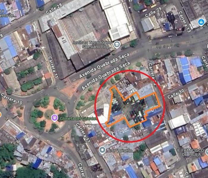 Parqueadero en arriendo Santander Bucaramanga Garcia Rovira 2300 m2 Habitaciones 5 Baños 3 Garajes 6 Precio $30000000