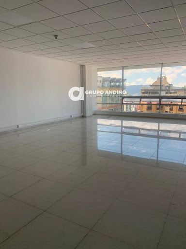 Oficina en arriendo Santander Bucaramanga Sotomayor 64 m2 Habitaciones 0 Baños 1 Garajes 1 Precio $5318498