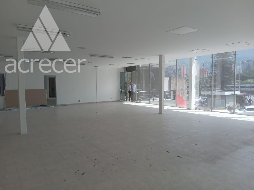 Oficina en arriendo Antioquia Itagüí La Esmeralda 395 m2 Habitaciones 0 Baños 2 Garajes 0 Precio $19750000