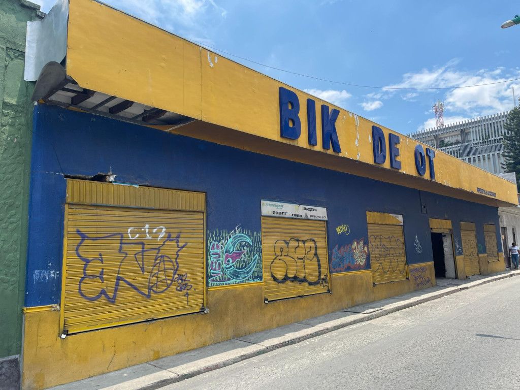 Local en venta Valle Del Cauca Cali Santa Rosa 265 m2 Habitaciones 0 Baños 3 Garajes 0 Precio $900000000