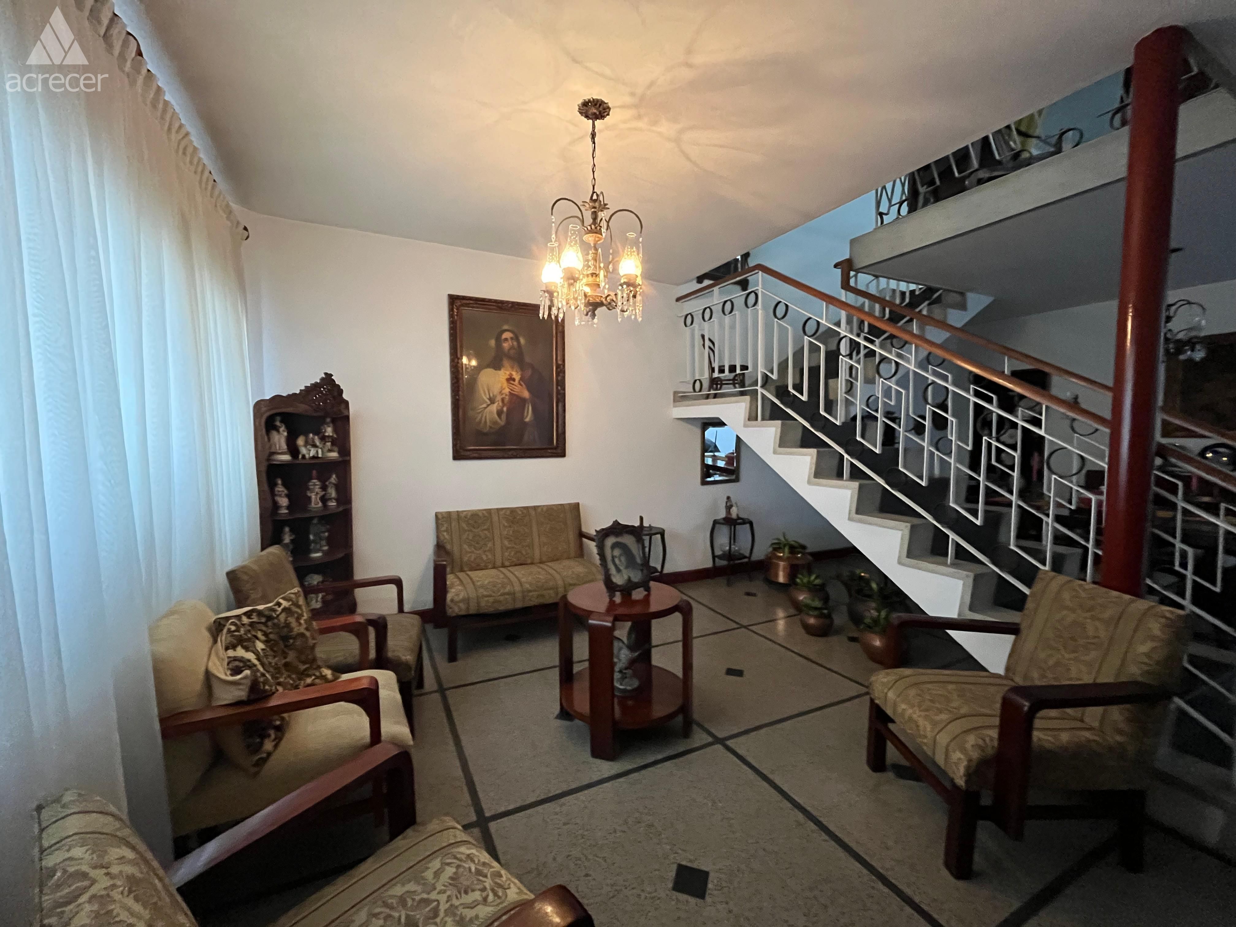 Casa en venta Antioquia Medellín Rosales 325 m2 Habitaciones 8 Baños 4 Garajes 1 Precio $1300000000