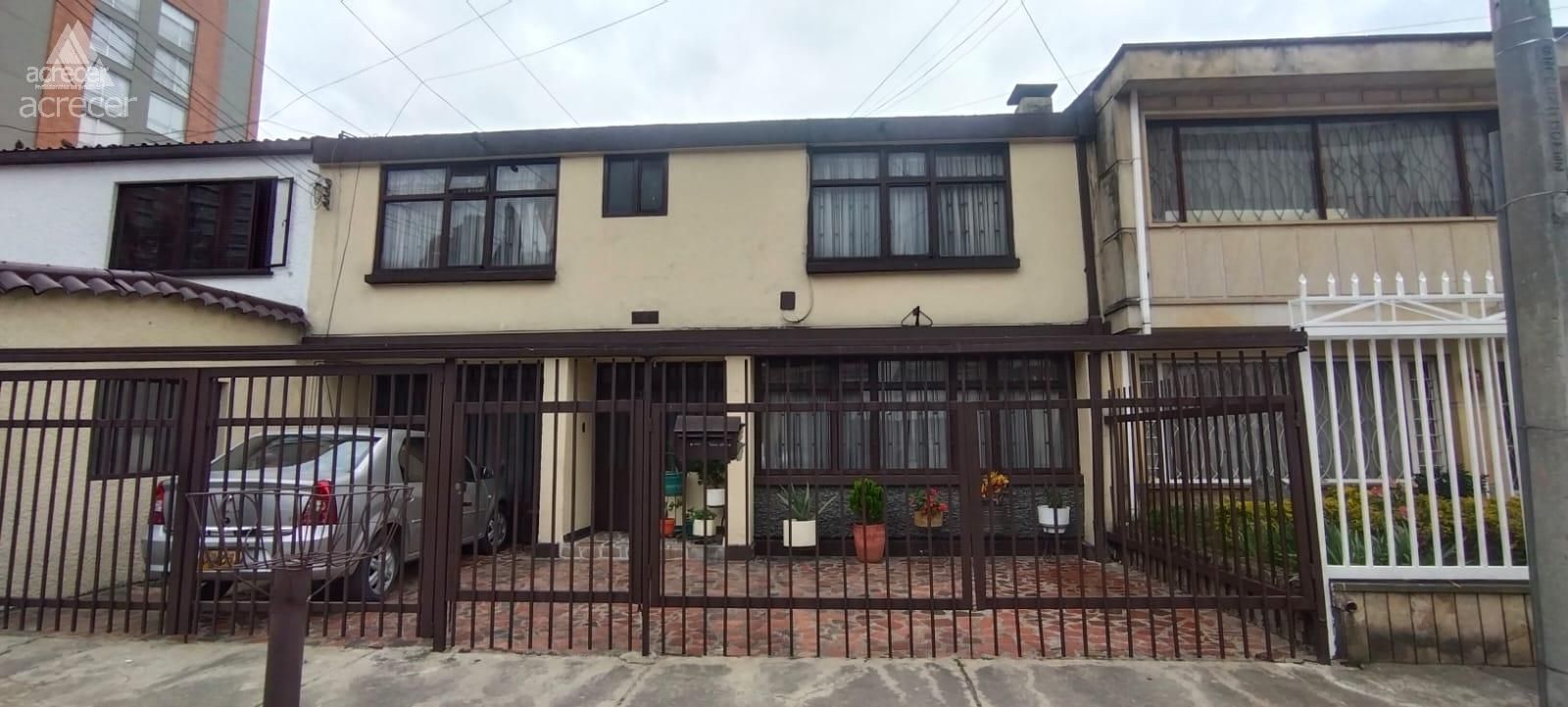 Casa en venta Cundinamarca Bogotá Los Andes 250 m2 Habitaciones 9 Baños 4 Garajes 2 Precio $1090000000