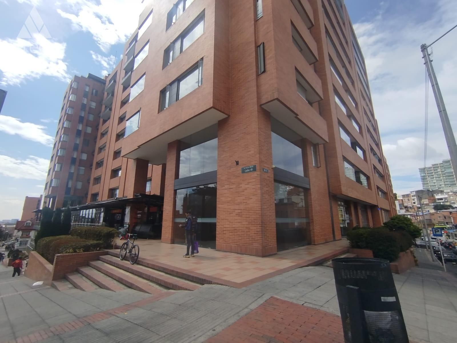 Local en arriendo Cundinamarca Bogotá Pardo Rubio 98 m2 Habitaciones 0 Baños 2 Garajes 0 Precio $6246000