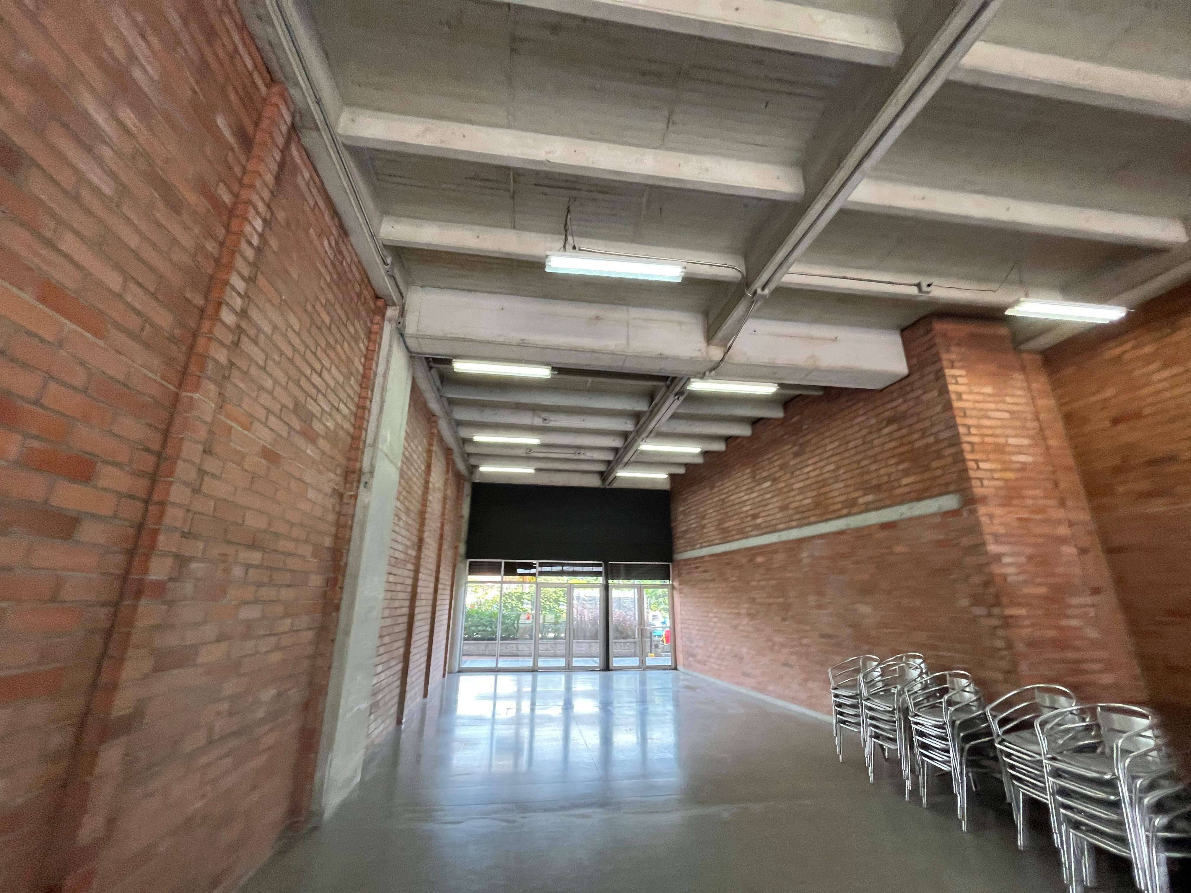 Local en arriendo Antioquia Itagüí San Fernando 187 m2 Habitaciones 0 Baños 2 Garajes 0 Precio $15382950