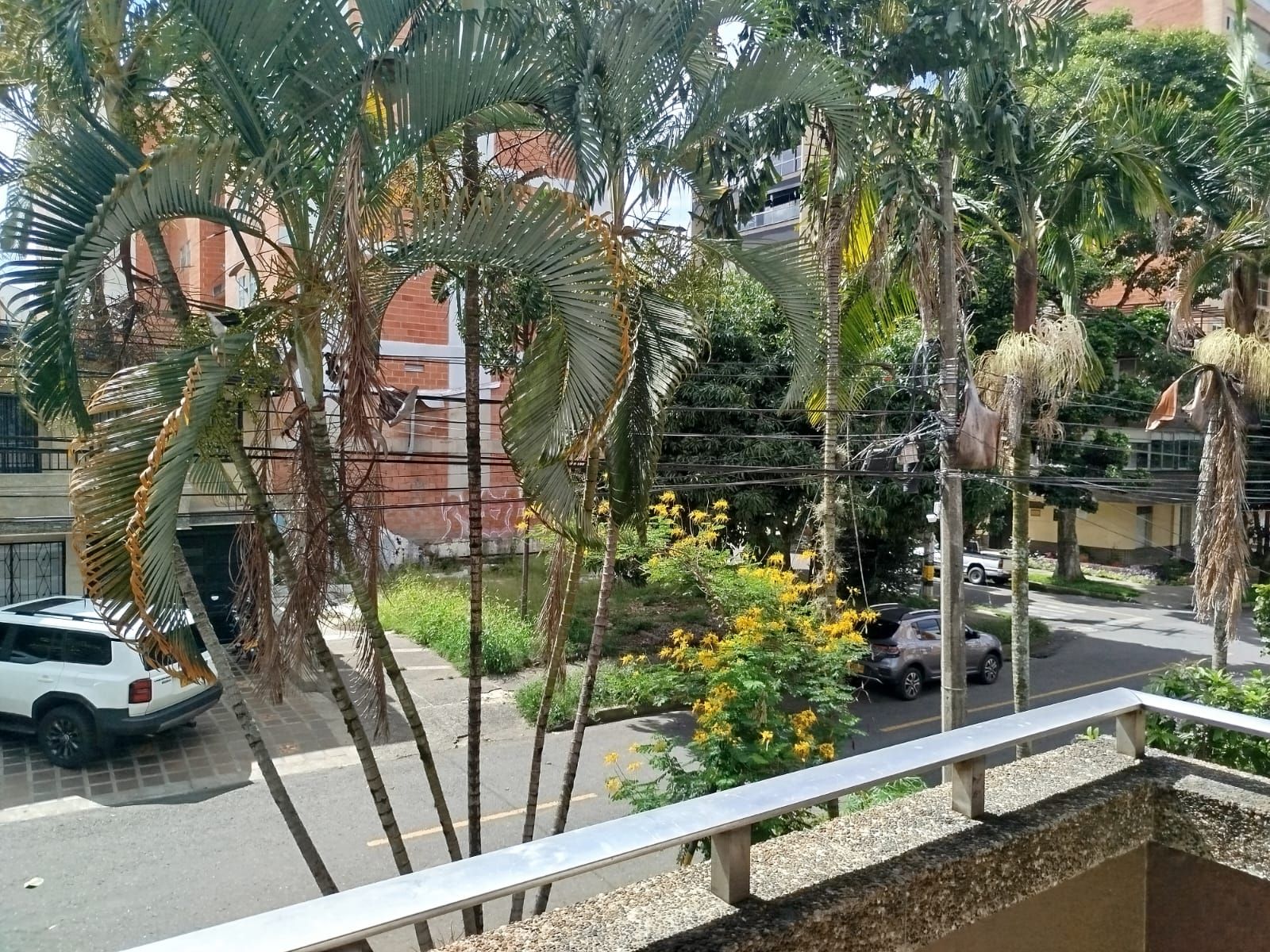 Casa en arriendo Antioquia Medellín Rosales 140 m2 Habitaciones 3 Baños 3 Garajes 1 Precio $5000000