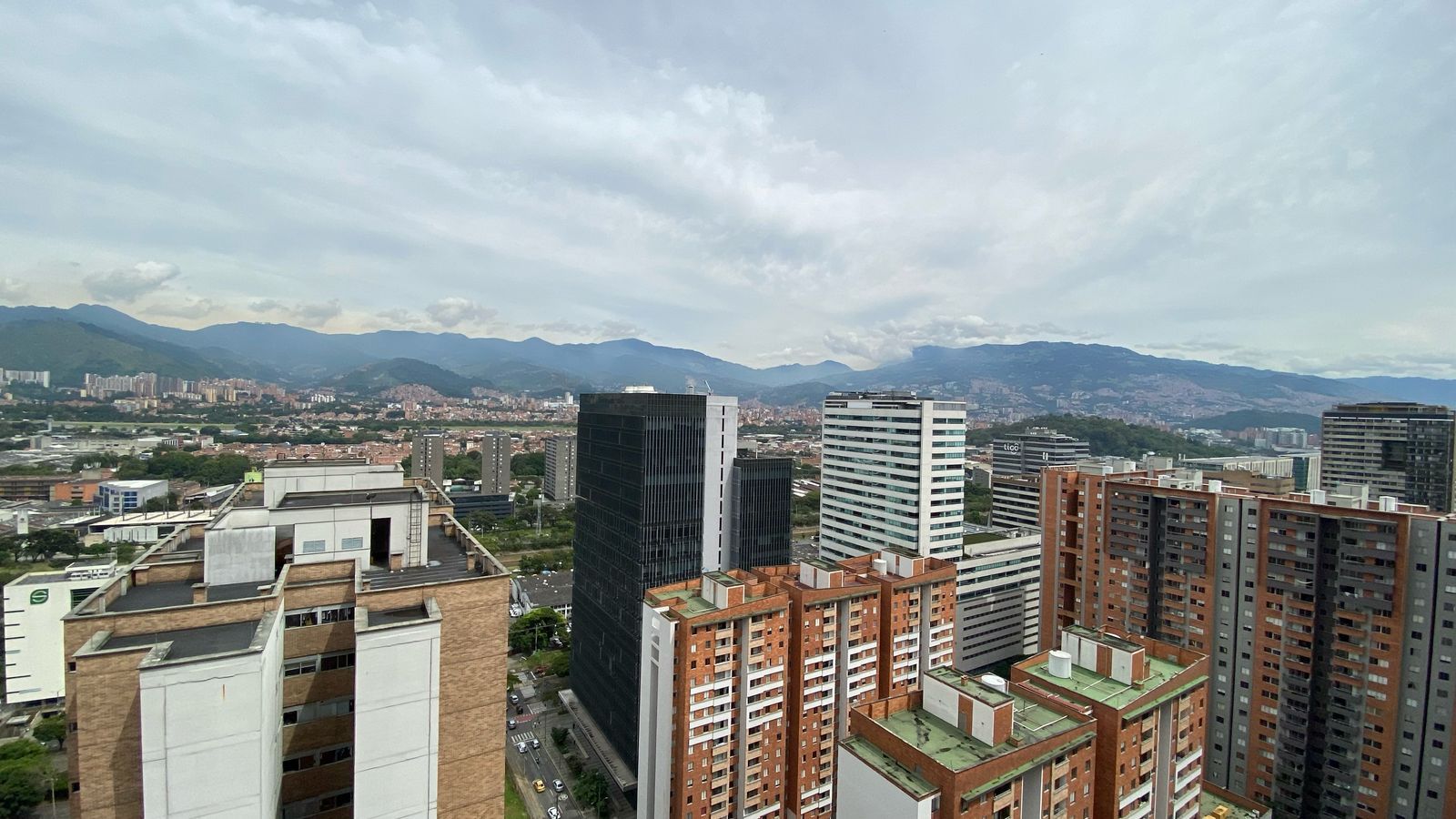 Apartamento en arriendo Antioquia Medellín Simesa 55 m2 Habitaciones 1 Baños 2 Garajes 1 Precio $4000000