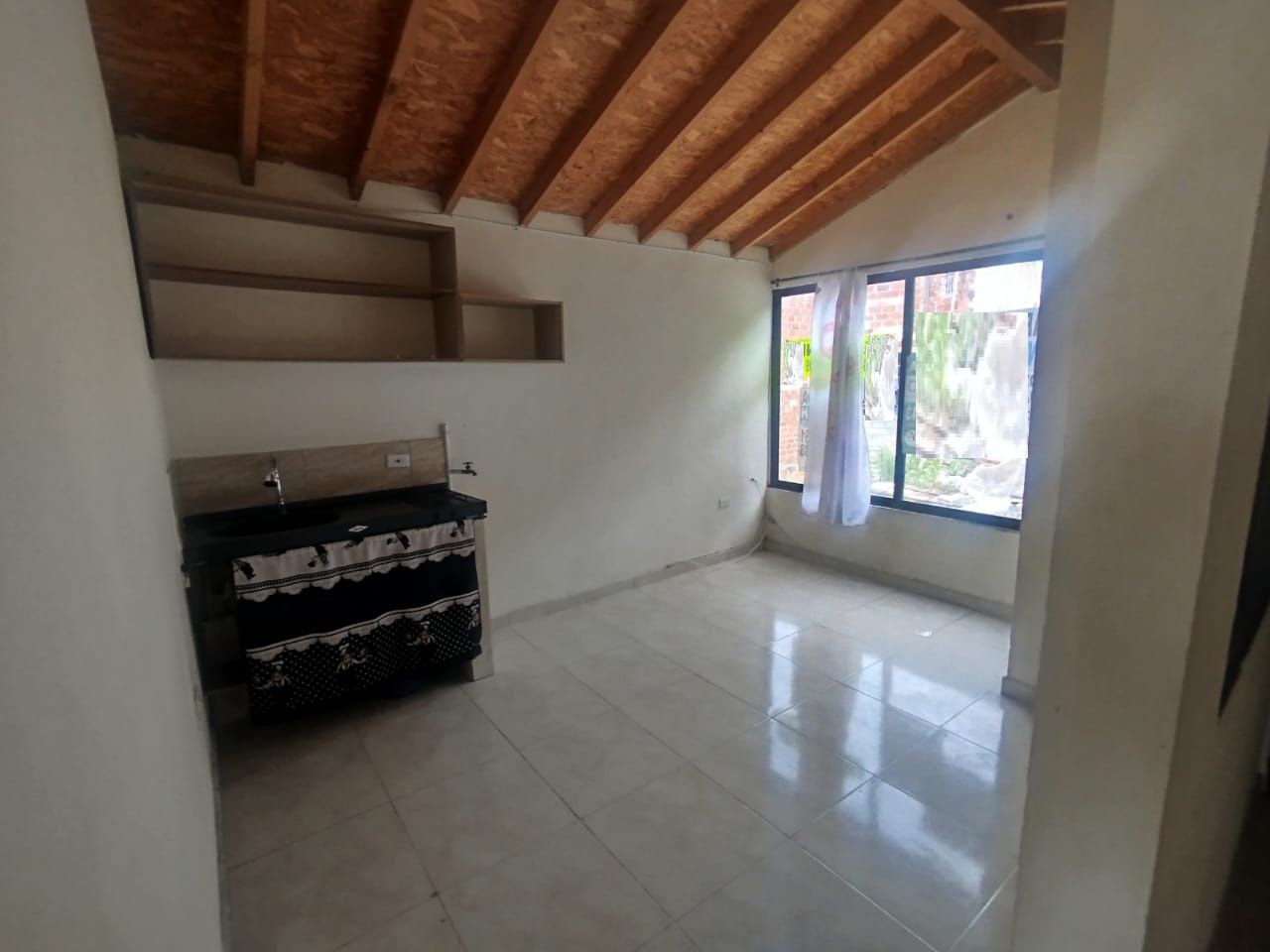 Apartaestudio en arriendo Antioquia Medellín Altavista 48 m2 Habitaciones 1 Baños 1 Garajes 0 Precio $1080000