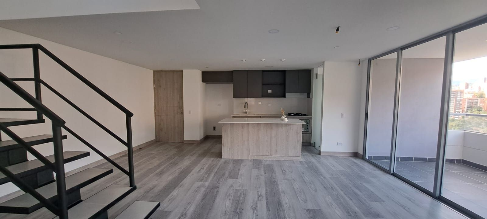 Apartamento en venta Antioquia Envigado El Esmeraldal 181 m2 Habitaciones 2 Baños 3 Garajes 0 Precio $1499000000