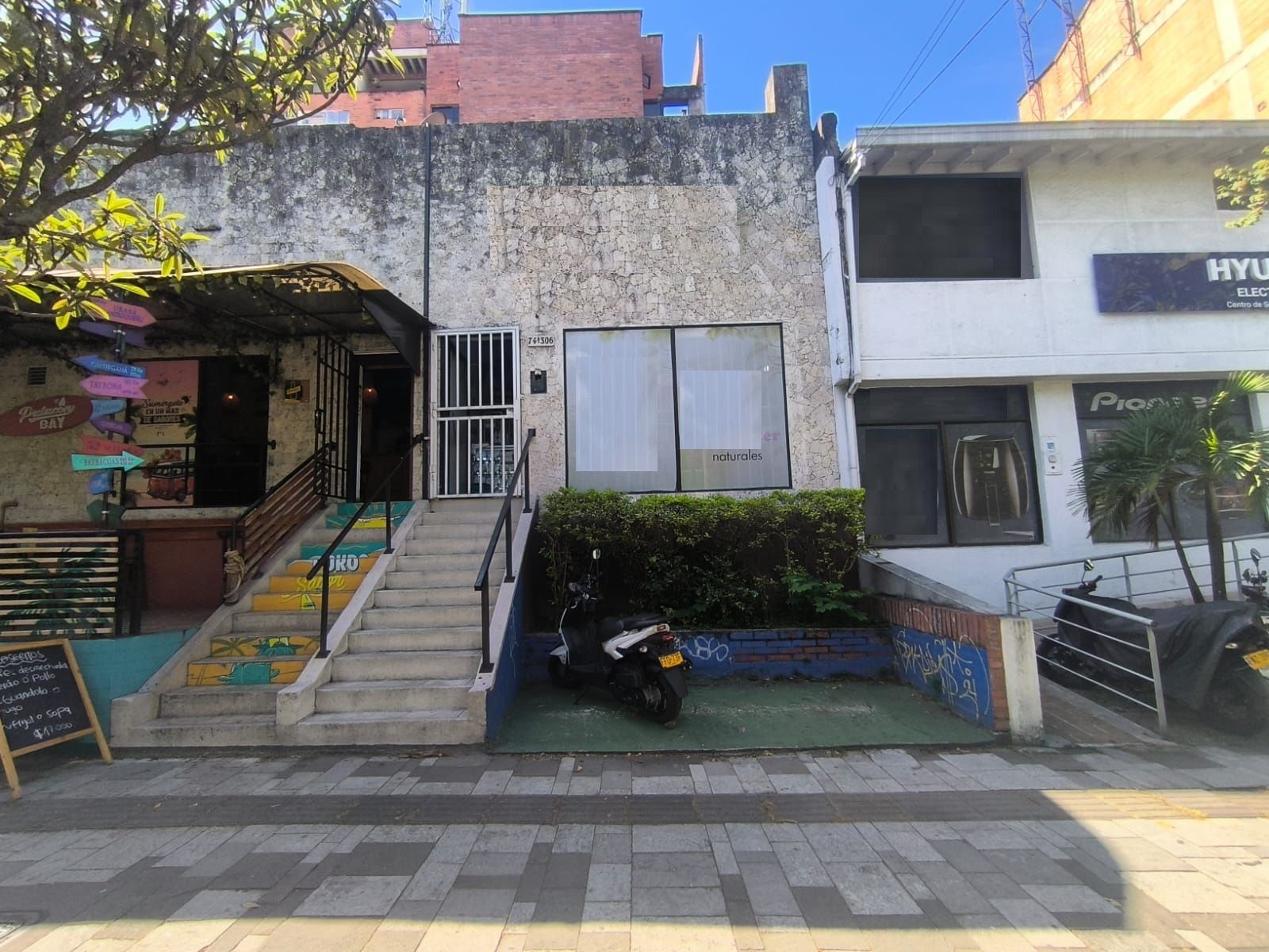 Local en venta Antioquia Medellín Laureles 41 m2 Habitaciones 0 Baños 1 Garajes 0 Precio $349000000