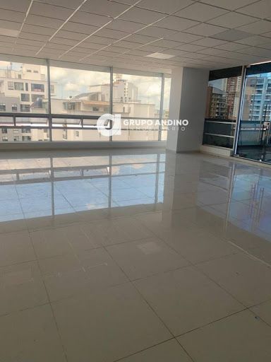 Oficina en arriendo Santander Bucaramanga Sotomayor 99 m2 Habitaciones 0 Baños 1 Garajes 1 Precio $8195072