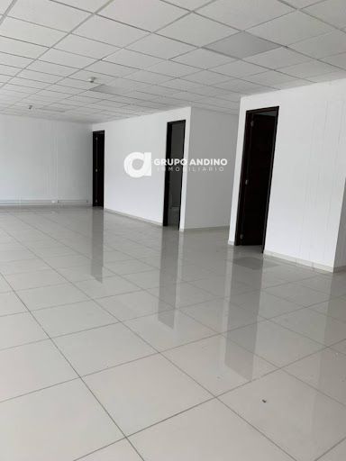 Oficina en arriendo Santander Bucaramanga Sotomayor 107 m2 Habitaciones 0 Baños 2 Garajes 1 Precio $9477579
