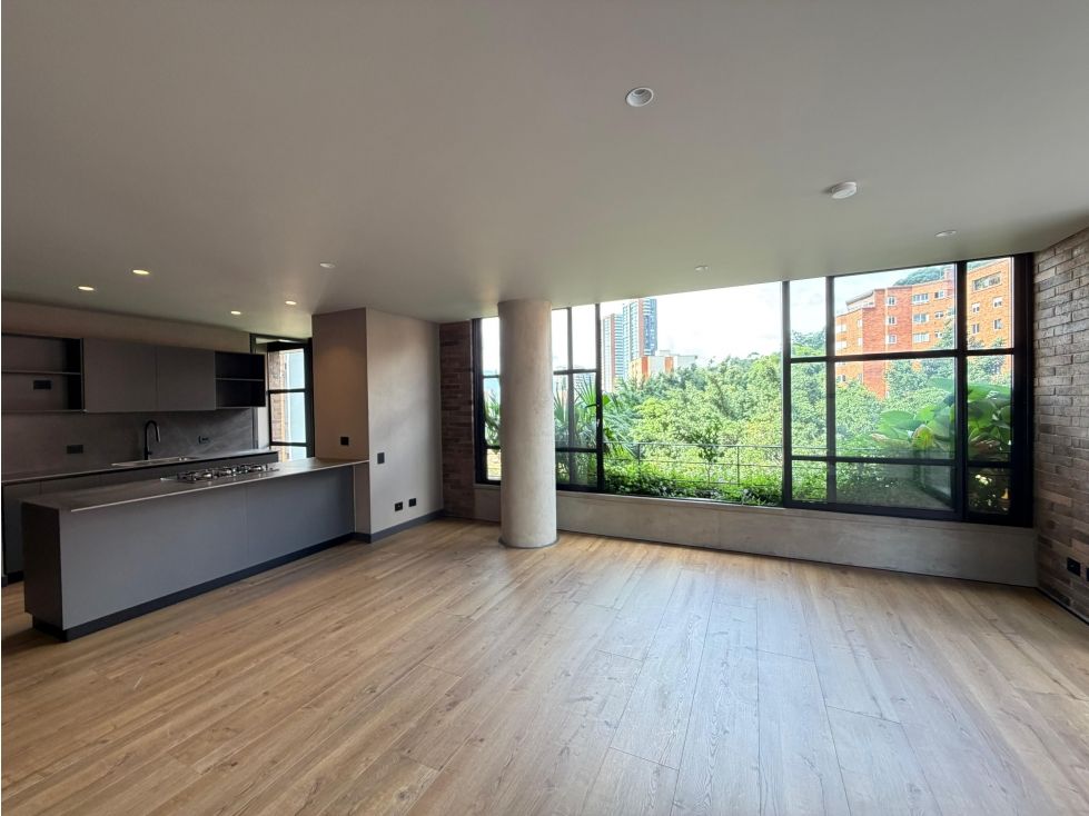 Apartamento en arriendo Antioquia Medellín Castropol 130 m2 Habitaciones 2 Baños 3 Garajes 2 Precio $8500000