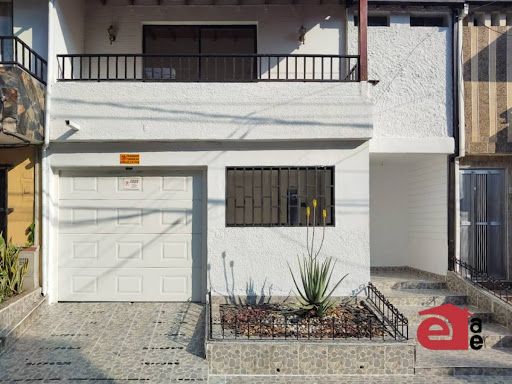 Casa en venta Antioquia Envigado Alcalá 140 m2 Habitaciones 4 Baños 2 Garajes 1 Precio $1100000000