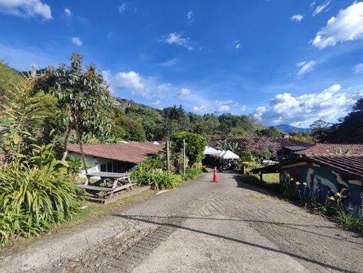 Lote en arriendo Antioquia Medellín Los Balsos No1 11000 m2 Habitaciones 0 Baños 20 Garajes 10 Precio $50000000