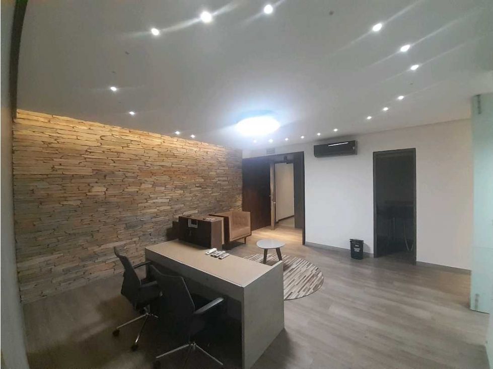 Oficina en arriendo o venta Antioquia Medellín Medellín 122 m2 Habitaciones 0 Baños 1 Garajes 3 Precio venta $1450000000 Precio arriendo $10500000