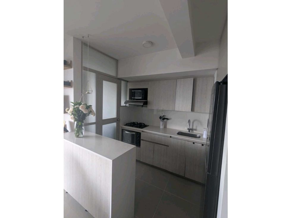 Apartamento en arriendo Antioquia Medellín Santa Rosa De Lima 80 m2 Habitaciones 3 Baños 2 Garajes 1 Precio $3850000