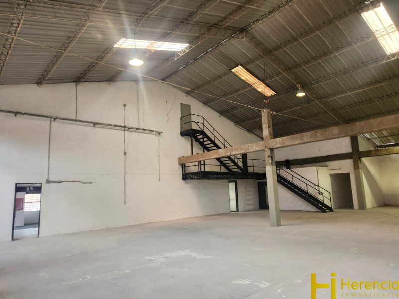 Bodega en arriendo Antioquia Medellín Guayabal 1160 m2 Habitaciones 0 Baños 10 Garajes 0 Precio $47620000