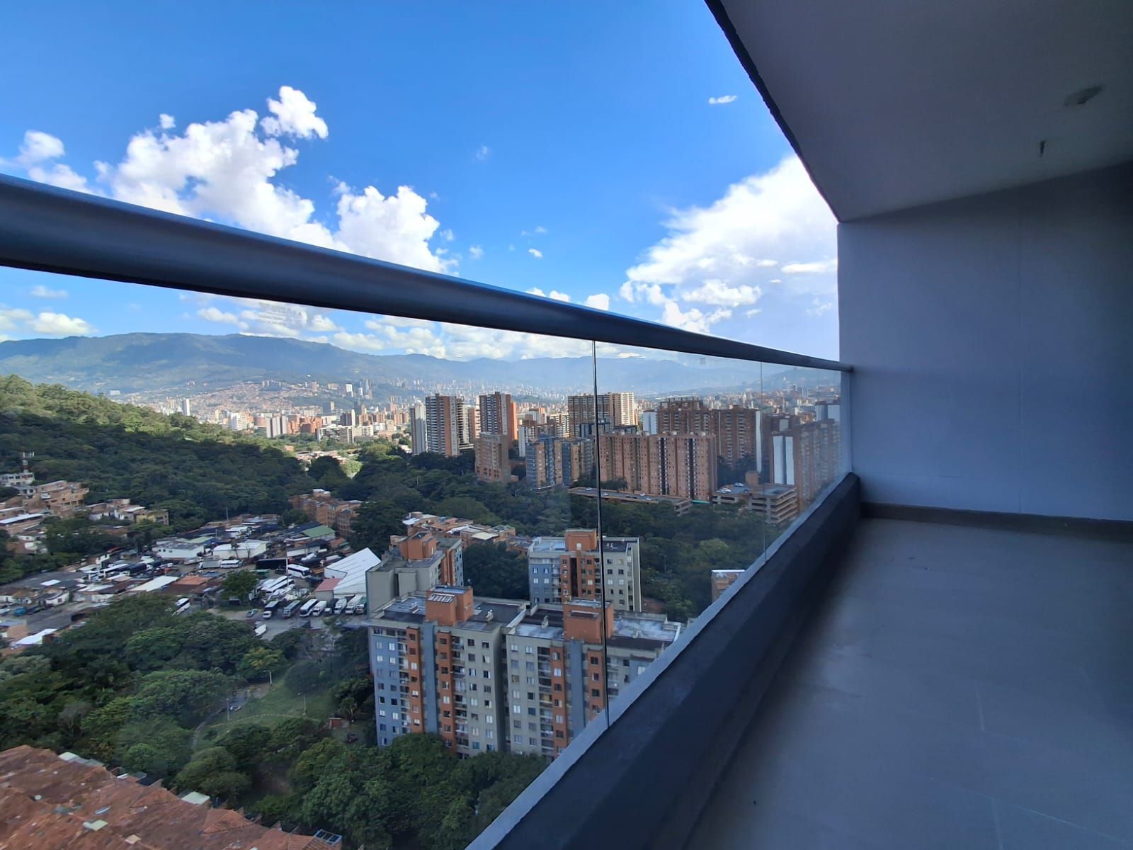 Apartamento en venta Antioquia Medellín San German 78 m2 Habitaciones 3 Baños 2 Garajes 1 Precio $570000000