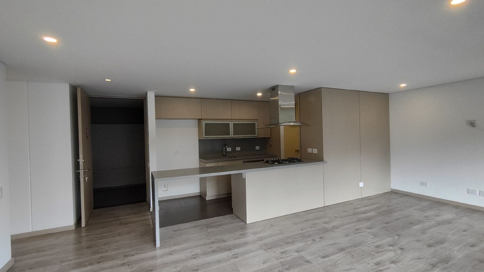 Apartamento en arriendo Antioquia Medellín Los Balsos No1 115 m2 Habitaciones 2 Baños 3 Garajes 2 Precio $6500000