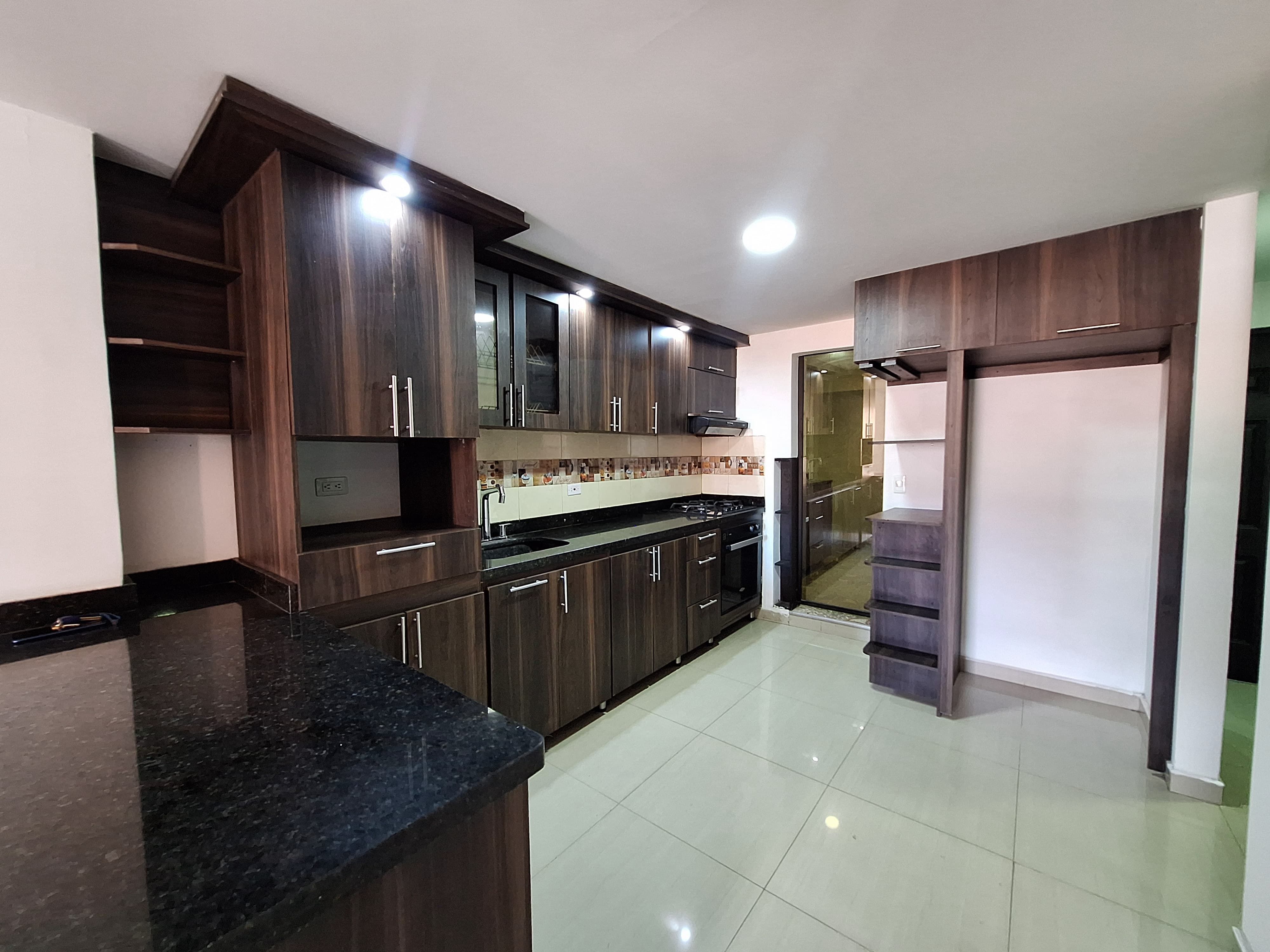 Apartamento en arriendo Antioquia Bello Nazareth 76 m2 Habitaciones 3 Baños 2 Garajes 2 Precio $2600000