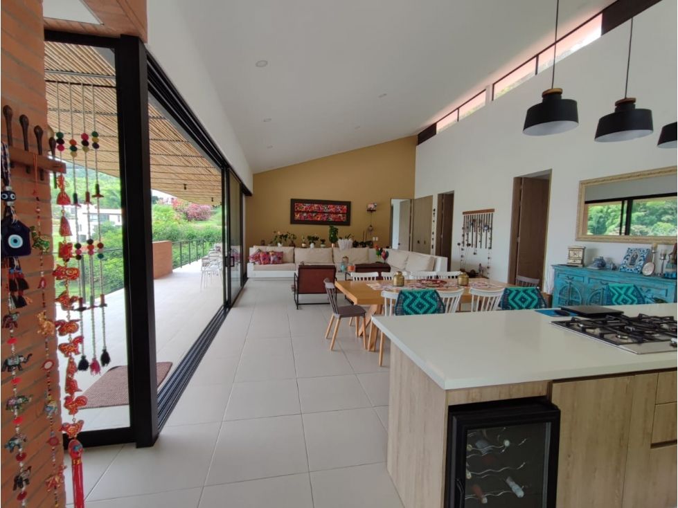 Casa Campestre en venta Caldas Manizales Manizales 250 m2 Habitaciones 3 Baños 5 Garajes 2 Precio $2250000000