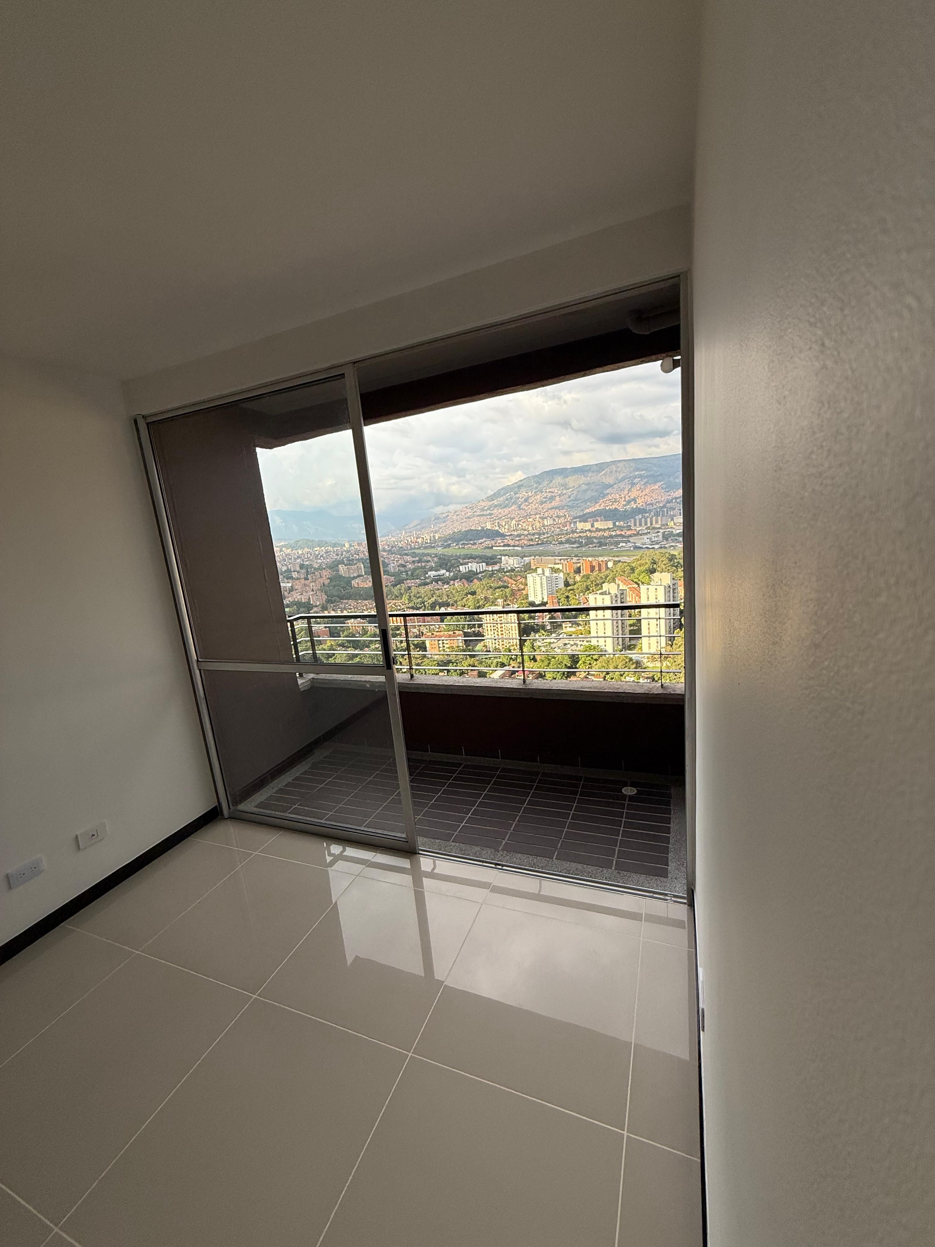 Apartamento en venta Antioquia Medellín El Rincon 71 m2 Habitaciones 3 Baños 2 Garajes 1 Precio $420000000