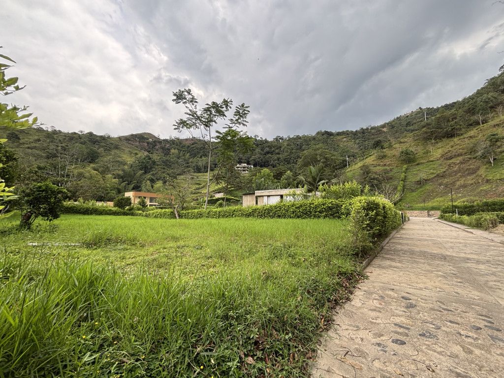 Lote en venta Cundinamarca La Vega La Vega 1 m2 Habitaciones 0 Baños 0 Garajes 0 Precio $390000000