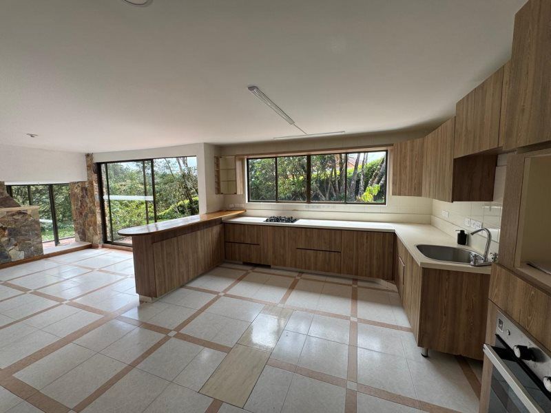 Casa en venta Antioquia El Retiro El Retiro 2500 m2 Habitaciones 4 Baños 6 Garajes 0 Precio $2500000000