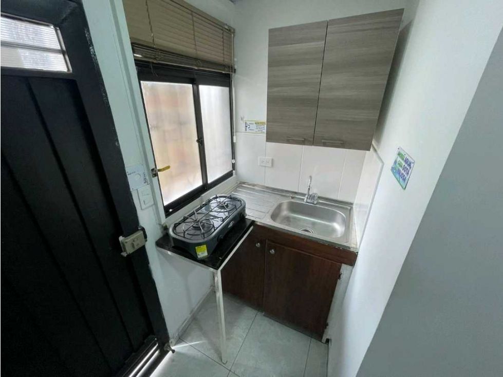 Edificio en arriendo Antioquia Medellín Las Mercedes 35 m2 Habitaciones 1 Baños 1 Garajes 0 Precio $1050000